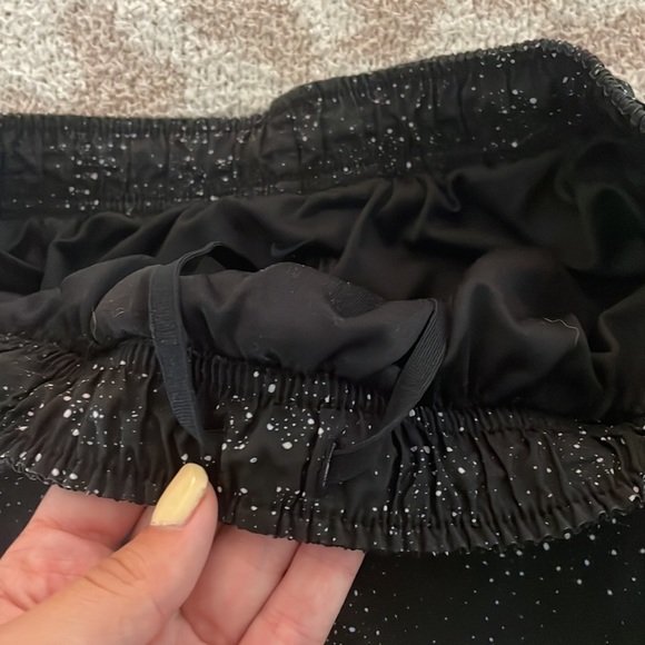 Nike Dri Fit Shorts - Picture 8 of 8